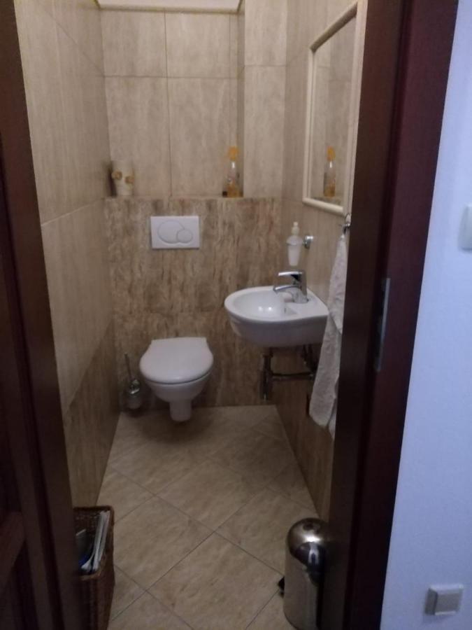 Brezno 2 Izbovy Apartman Sabi Zewnętrze zdjęcie
